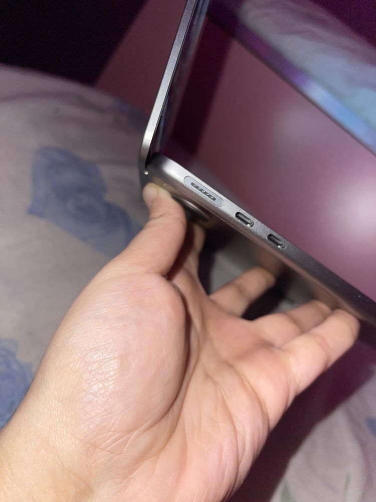 APPLE MACKBOOK air M2 chip 2022