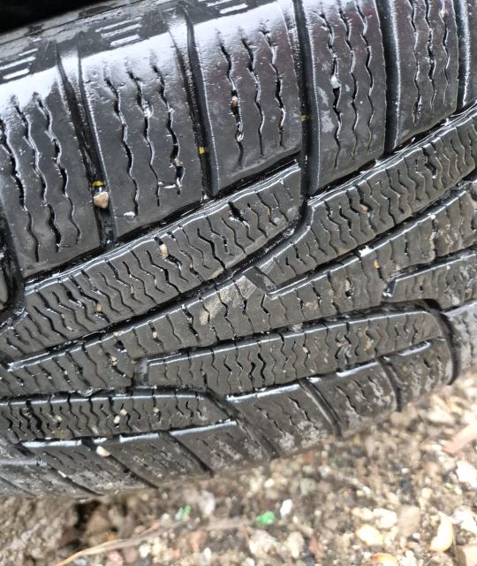 Set jante aliaj cu anvelope m+s, 5 X 112 / Kumho 205/55 R16 Volkswage