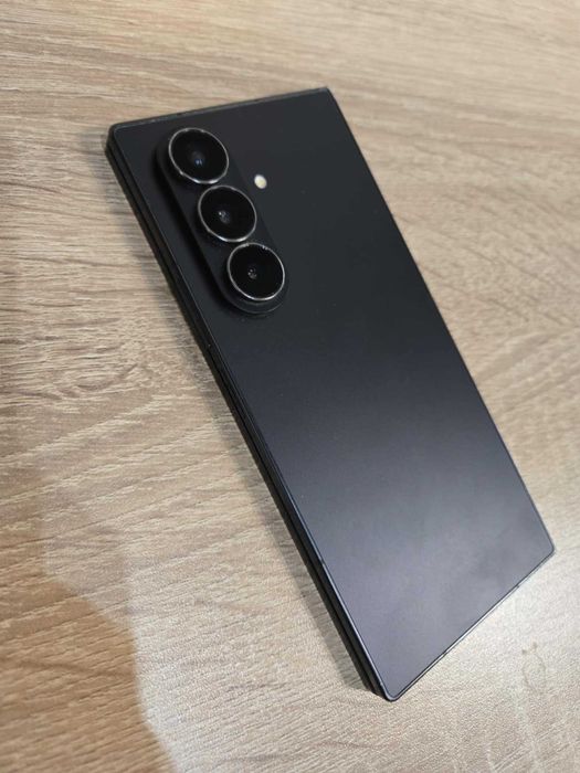 Samsung Z Fold 7 12/256gb