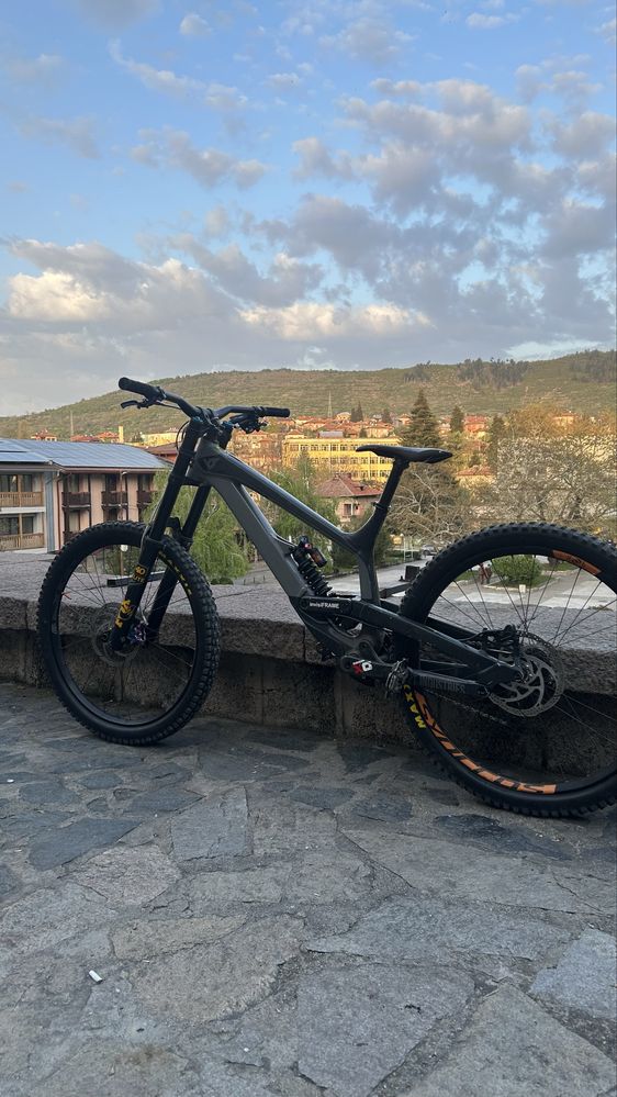 Yt tues 2020 AL XL 27.5 сервизирано окачване