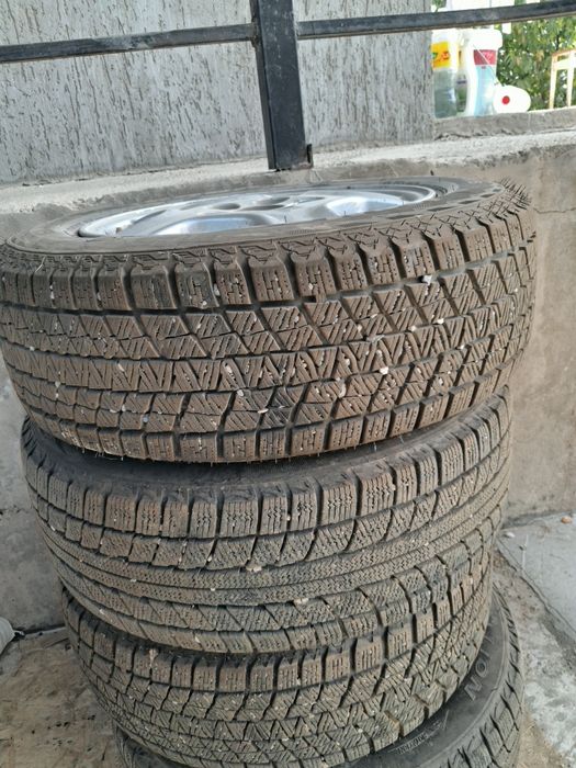 Продается диск размер 15 тайота 10