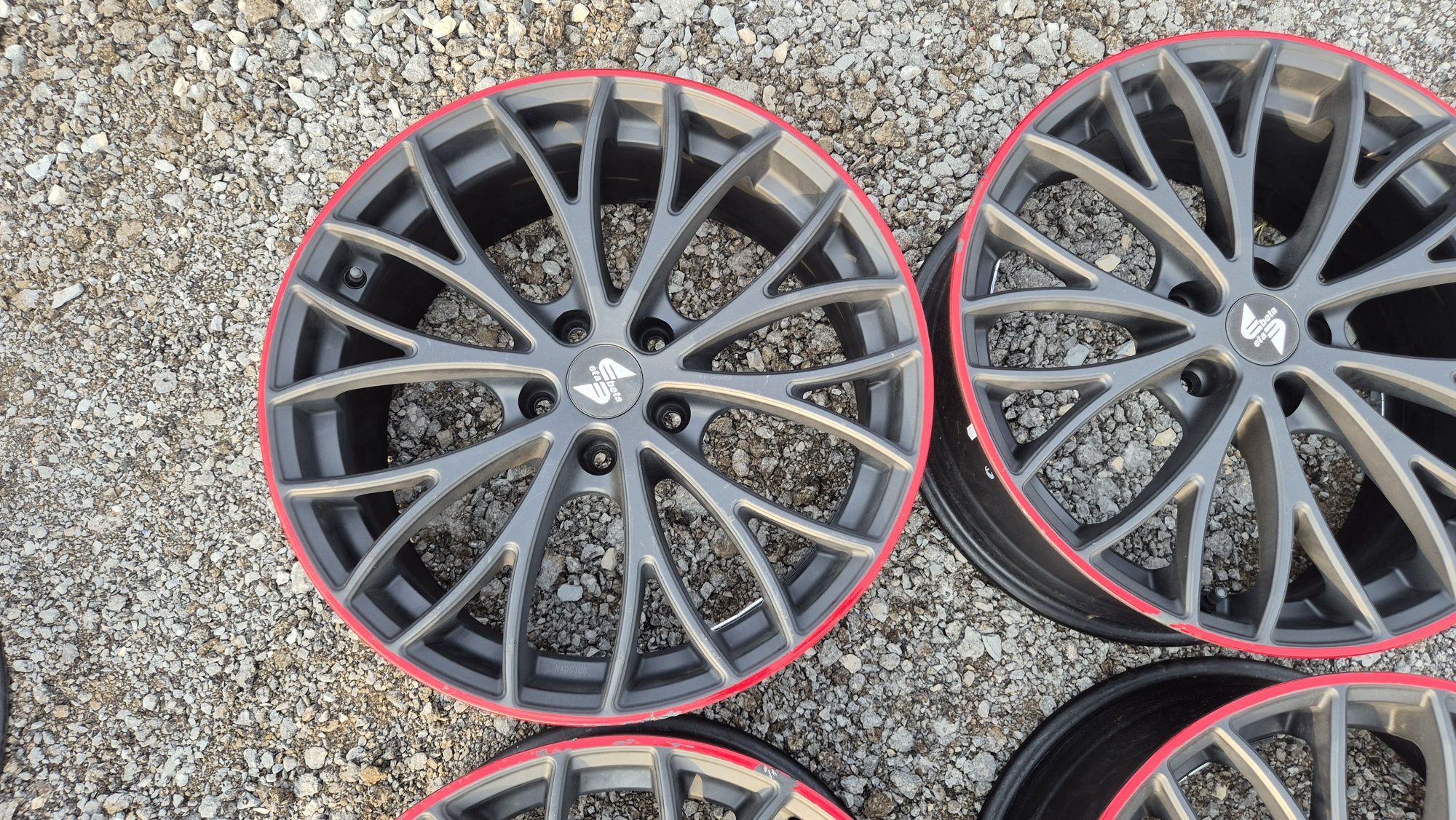 Джанни EtaBeta 5/114.3 Toyota,Nissan,Honda 5x114.3

Употребявани, Шуме