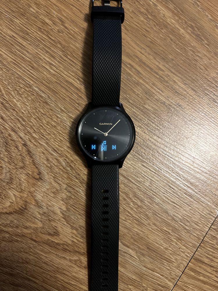 Garmin Vivomove HR