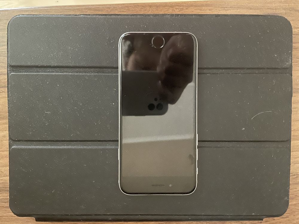 iPhone 6 Зарядное устройство          .