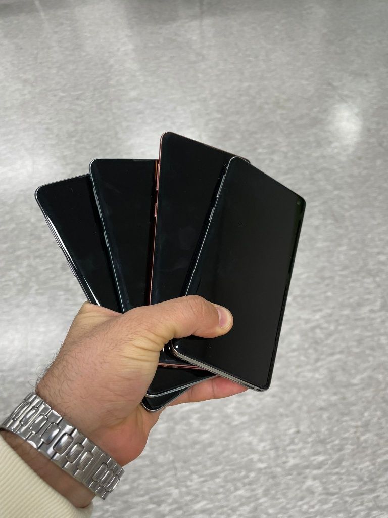 Samsung s10 5 G андроид 11 версия
