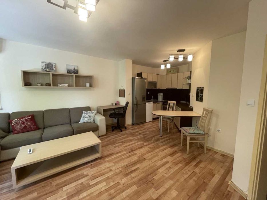 Продава се Двустаен апартамент в Пловдив, Център - 79 кв.м за 1456 €/кв.м - Снимка #3