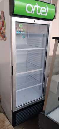 Холодильник и холд витринарни