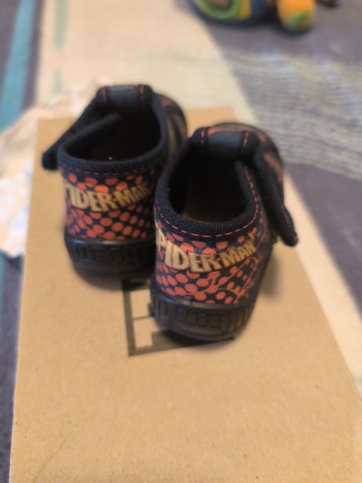 Пролетно летни бебешки обувкиMarvel 19;номер