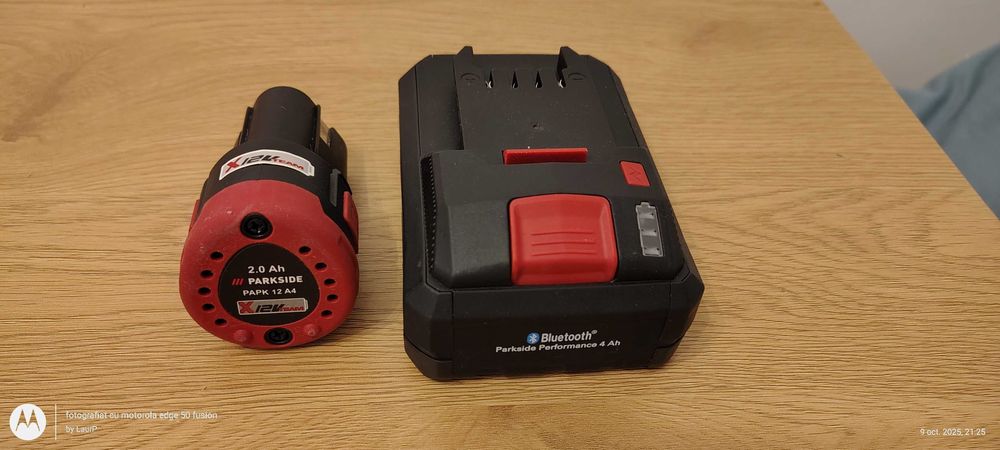 Acumulator 4Ah, 20V Bluetooth plus acumul. 2Ah, 12V Parkside