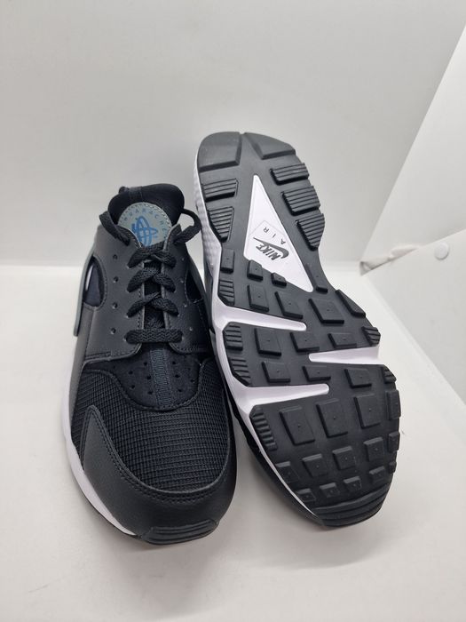 Nike Air Huarache J22 DR0154-001 nr. 40(38.5),41(40),42.5(41)