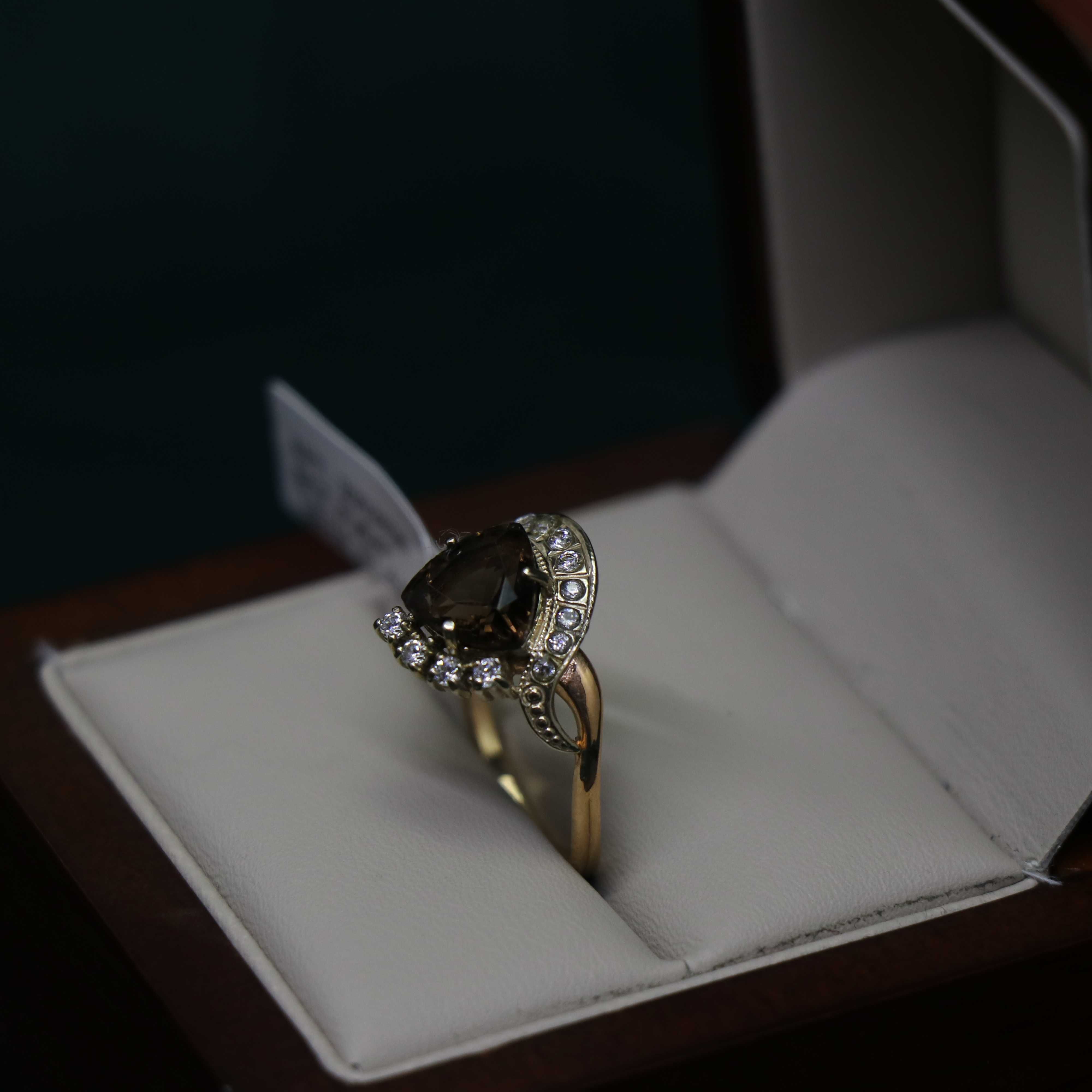 Золотое кольцо AU585 / Ломбард