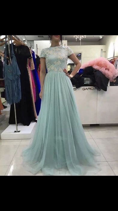 Продам красивое платье