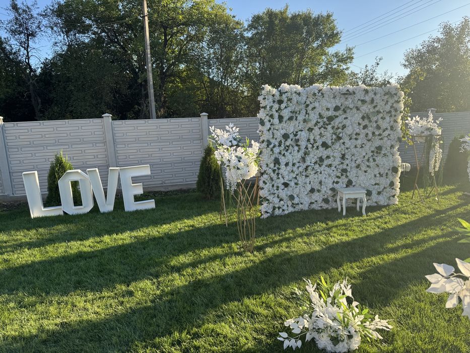 Decor evenimente si cort :nunta , botez , majorat zile nastere