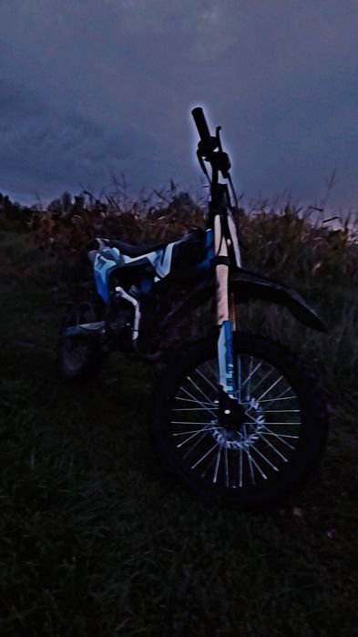 Vând ultra 125cc negociabil