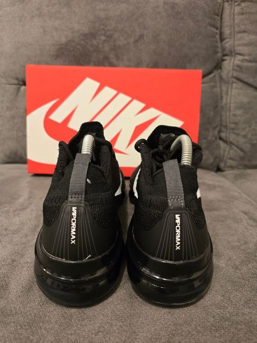 Nike vapormax nr 42 și 44 preț 350 lei