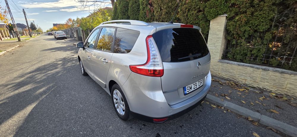 Renault Grand Scenic inmatriculata  2014 *  1.5 DCI * 110 CP *7 locuri