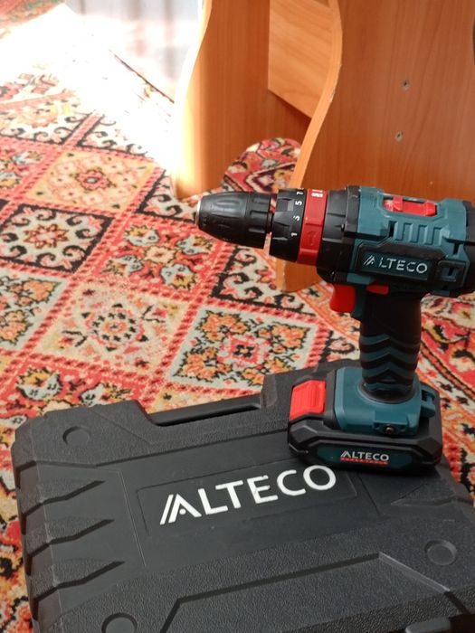 Шурупаверт _Alteco" новы,аккумуляторныйй