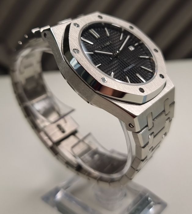 Seiko Mod OAK Black Dial