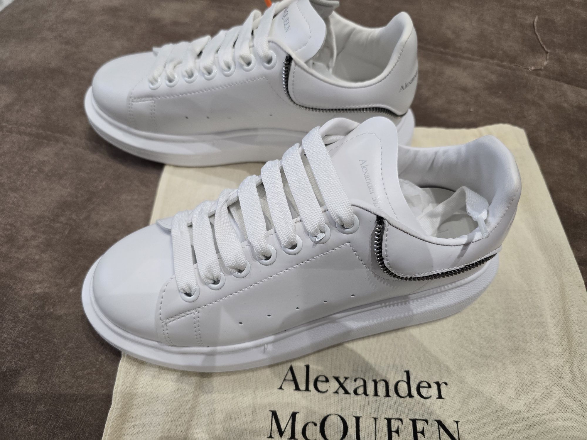 Pantofi Alexander McQueen calitate premium
