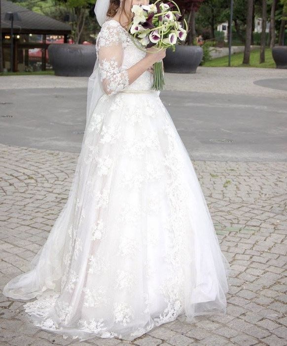 Vand rochie mireasa