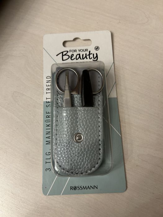 Продам маникюрный набор