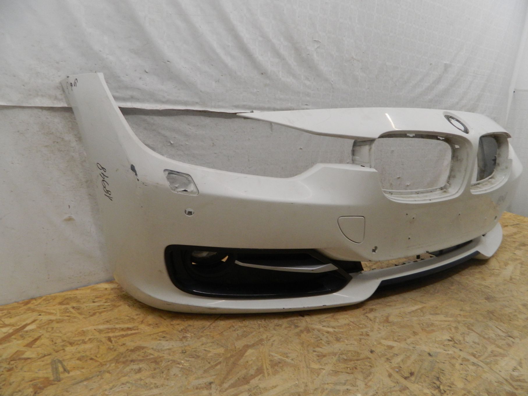 Bara fata BMW Seria 3 F30, 2012, 2013, 2014, 2015.
