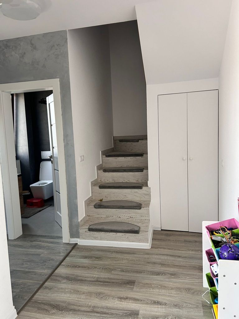 Casa 90 m², 3 dormitoare, 2 băi, 3 ari teren – Sat Săsar