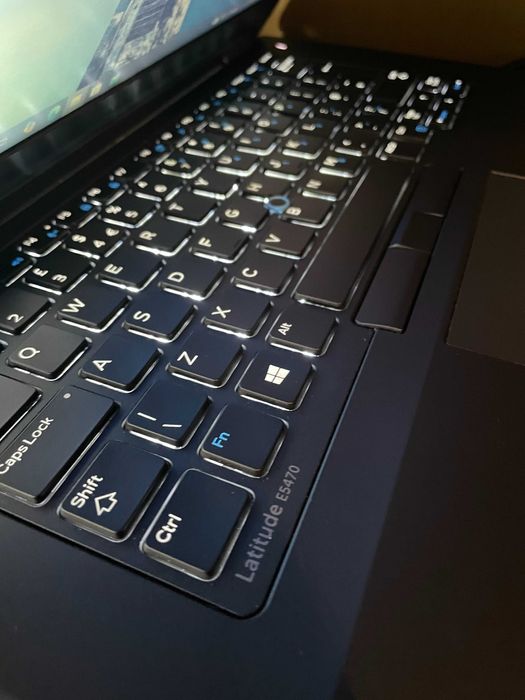 Dell Latitude E5470 -  i5-6300u, 8GB RAM, 256GB SSD, WIN 10 PRO