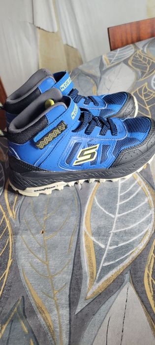 Зимни обувки за момче