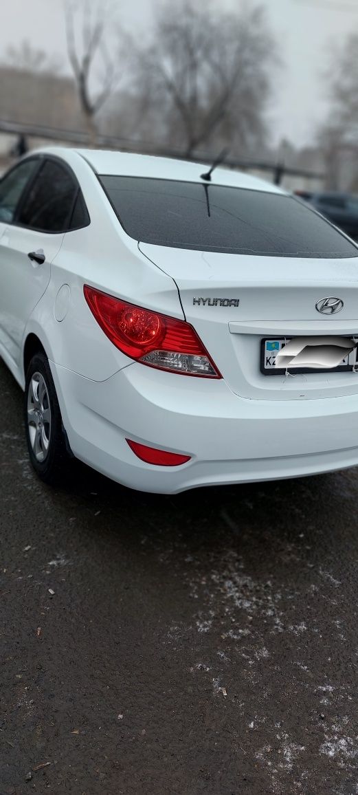 Продам Hyundai accent 2013