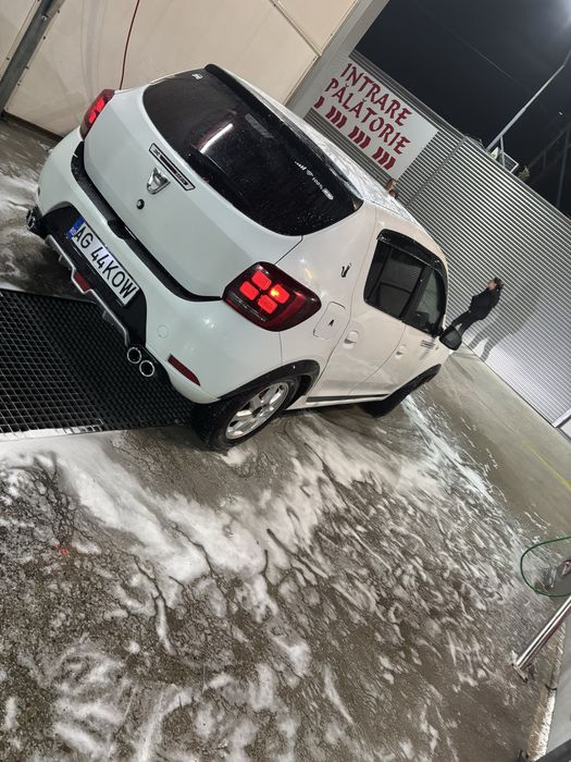 Vand sau schimb Dacia sandero 2