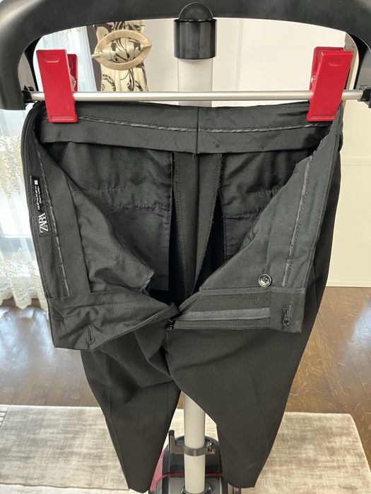 Pantaloni Zara negri masura 40
