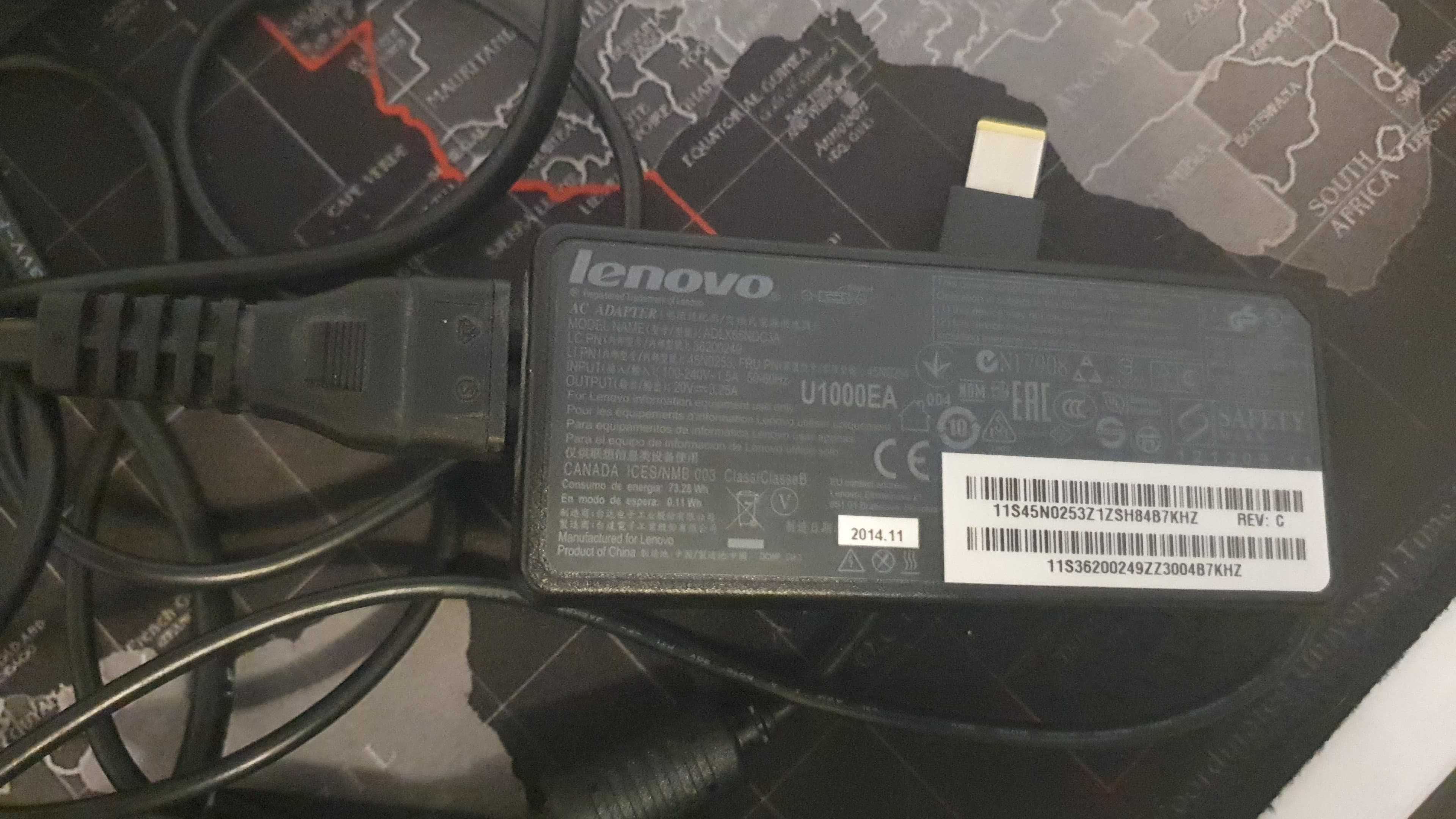 Incarcator pentru laptop Lenovo.