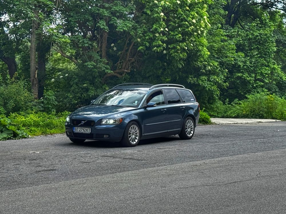 Volvo v50 2.0D 136hp