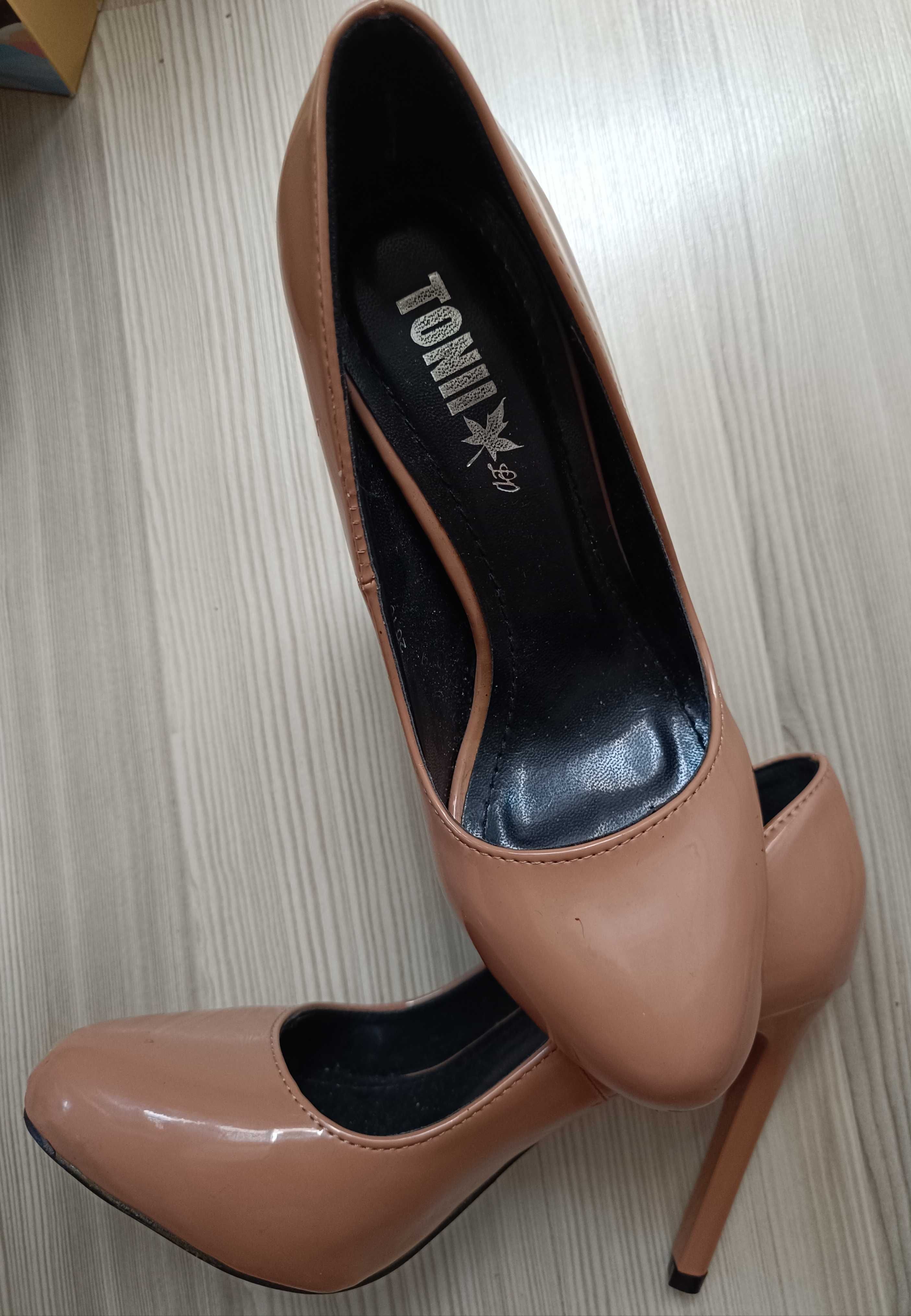 Sandale platforma)pantofi marime 35 Nou superbe
