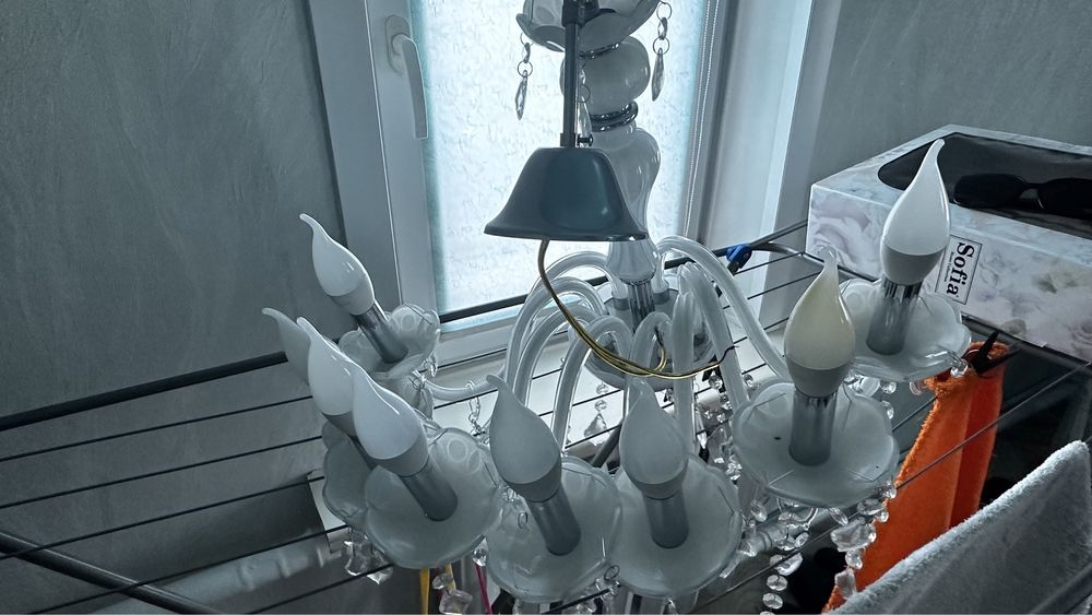 Продам люстру 12 000 тенге