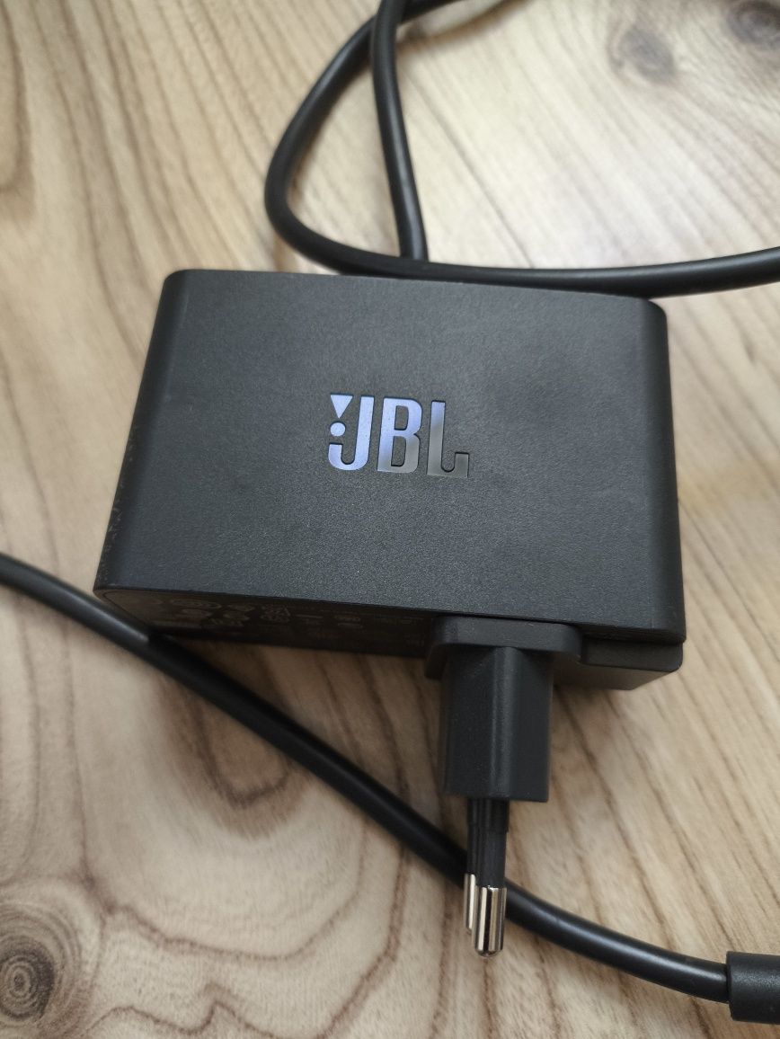 Токоизправител JBL 13 v. 2,2a