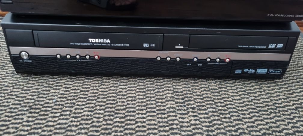 Combo LG si Toshiba, video cu dvd recorder