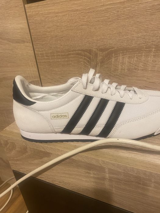 Маратонки Адидас чисто нови