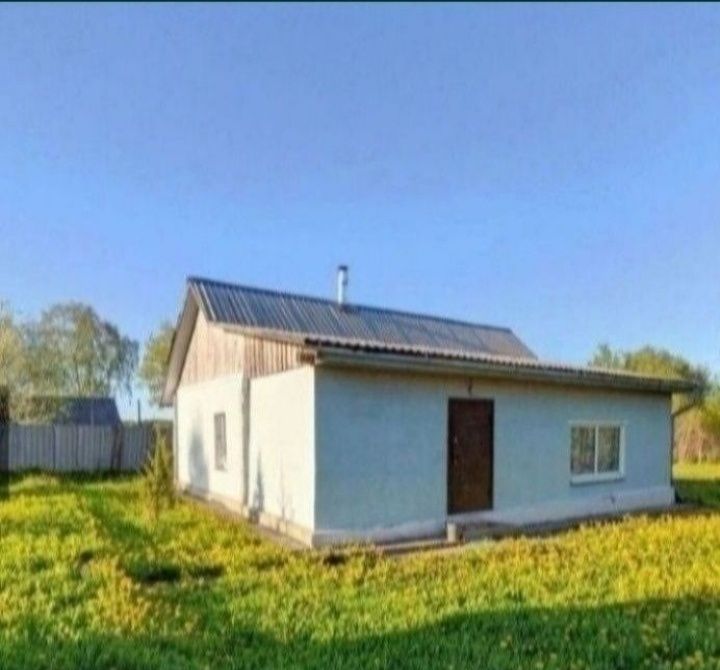 Дом деревенский в республике Беларусь, недалеко от Минска.