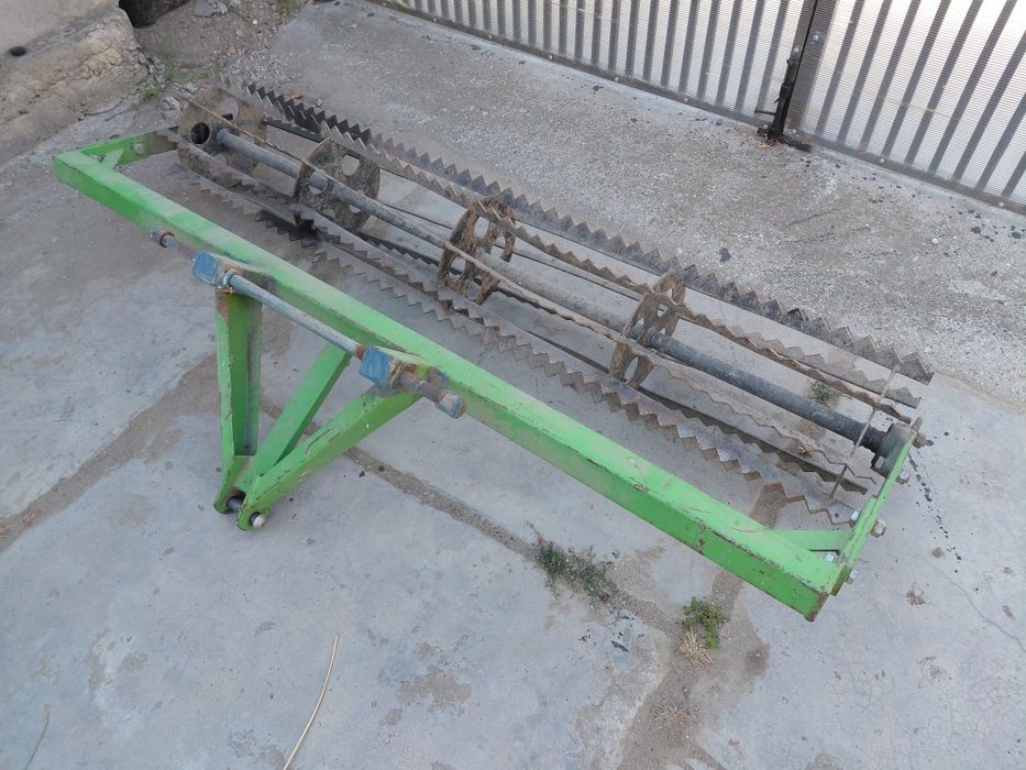 Cultivator agricol cu tăvălug de vânzare