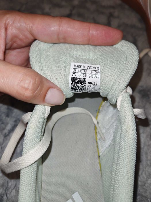 Дамски маратонки адидас