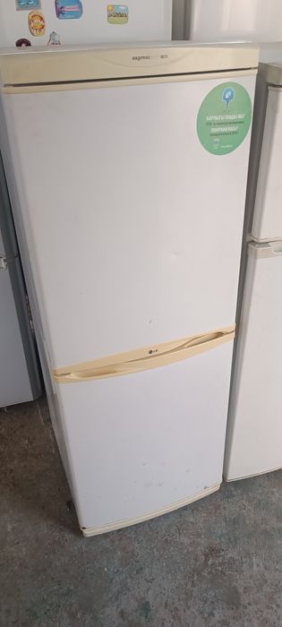 Продам холодильник lg