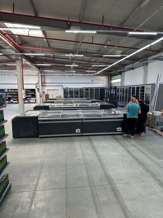 Lada Frigorifica AHT