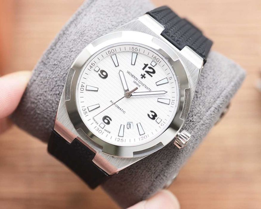 Автоматичен мъжки часовник Vacheron Constantin Overseas