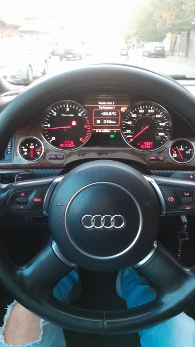 Audi a8 3.0D Quattro 233cai 2004