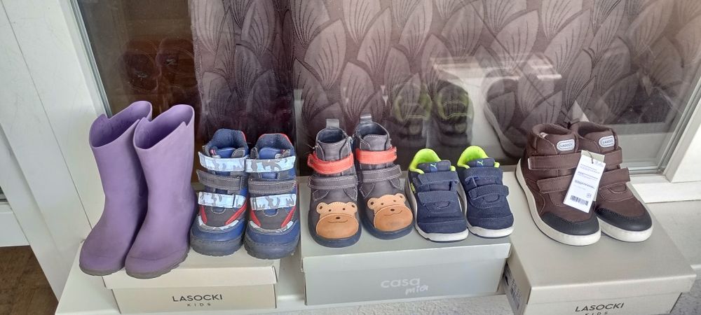 Детски маратонки и ботуши естествена кожа