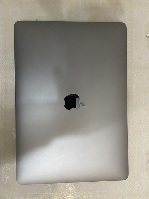 MacBook Air M1 (8GB / 256GB) | Отличное состояние | Оригинал