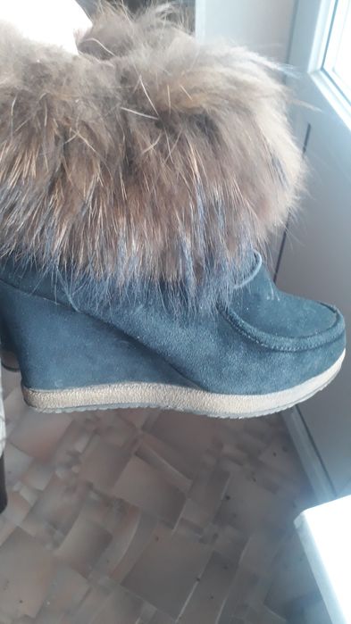 Продам зимнюю обувь