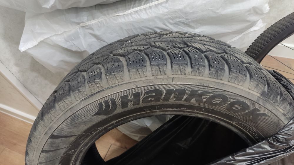 Продам зимние шины на 17